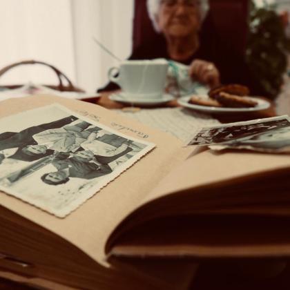 "Camilla". Autora: Marta Dalmau. Concurso de fotografia "Mirando la Soledad" MatiaZaleak